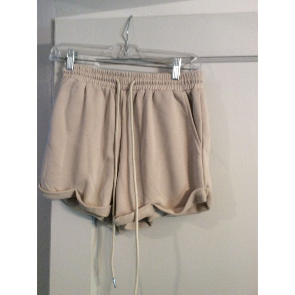 NWOT Princess Polly Soft Size 4 cotton blend tan shorts